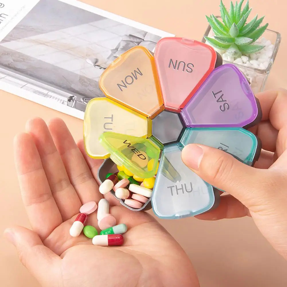 Pill Box Pill Case Flower Shaped Portable Travel 7 Days Pill Organizer